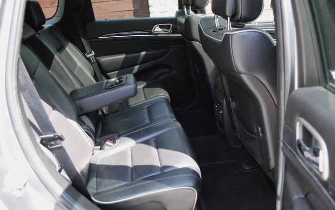 Jeep Grand Cherokee cena 63900 przebieg: 158900, rok produkcji 2012 z Radzymin małe 191